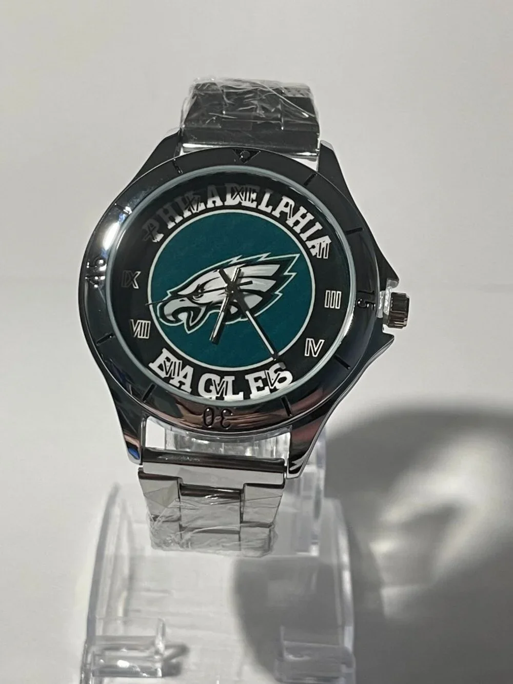 Philadelphia Eagles NFL Team Logo Men's Stainless-Steel Silver Watch NEW